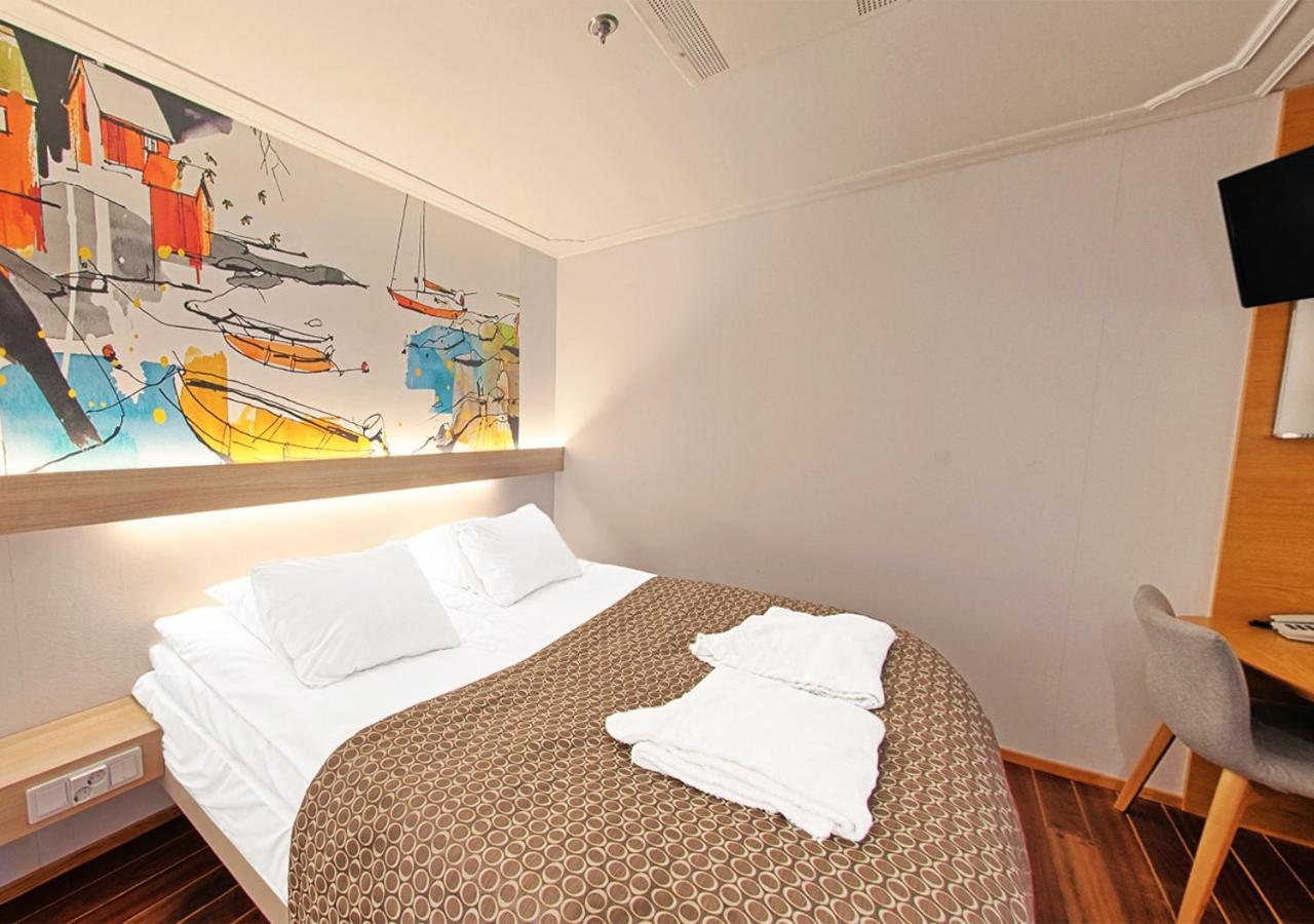 Hotel Viking Line Ferry Viking Cinderella - One-Way Journey From Helsinki To Stockholm Chambre photo